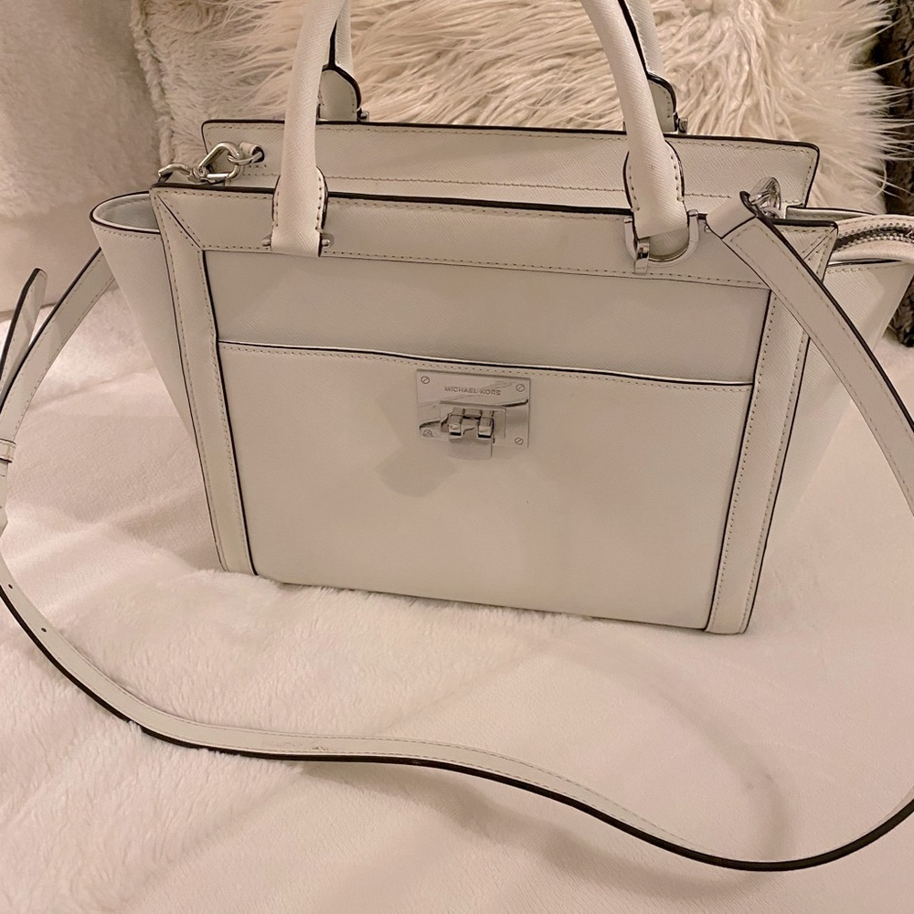 Michael Kors Tote w/Shoulder Strap